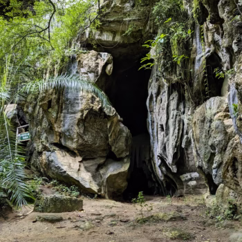 Amboni Caves